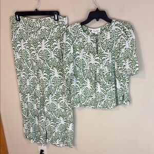 Panama Jack Green and White Tropical Elastic Waist Pants and Matching Top M